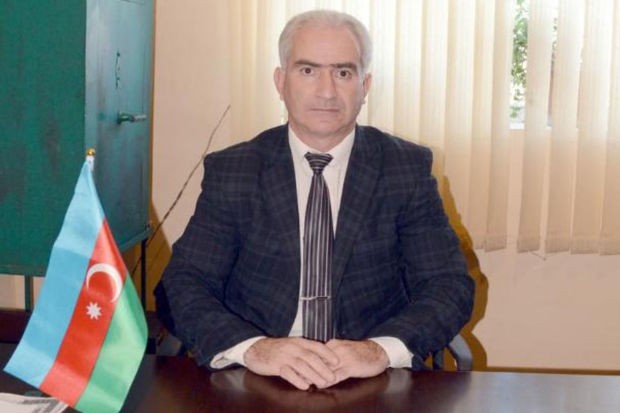 Azərbaycanda məktəbdə BİABIRÇILIQ- Direktor müəllimi.../YENİLƏNİB ( FOTO)